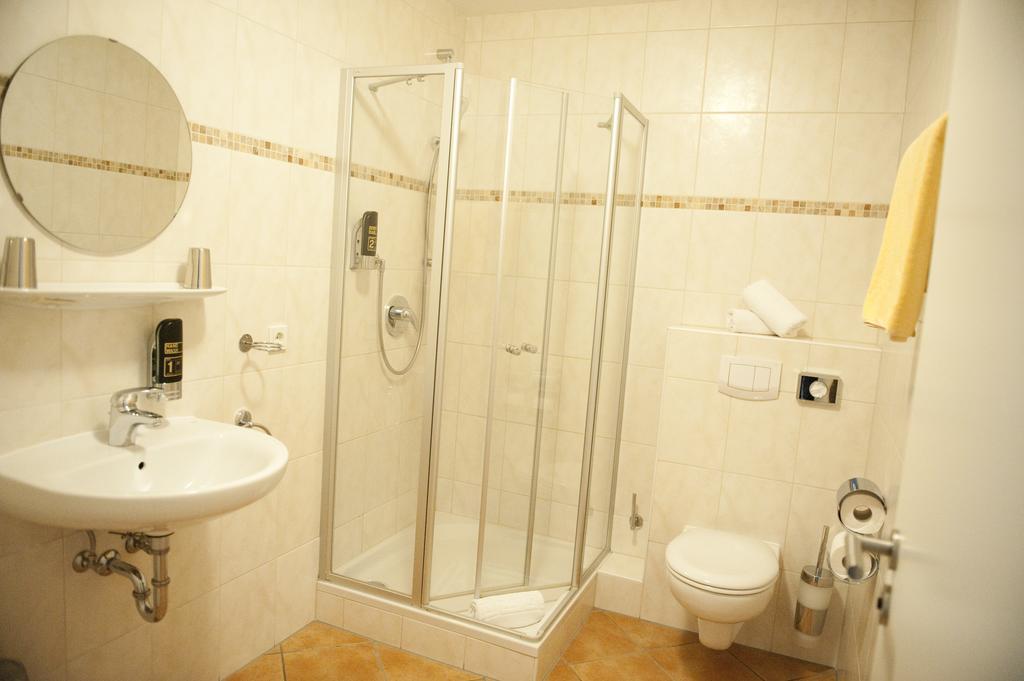 Tafelspitz Hotel Limburg an der Lahn Værelse billede